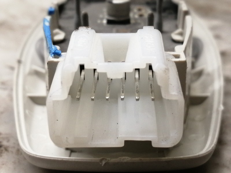 Recambio de luz interior para ford kuga (cbs) 1.5 tdci cat referencia OEM IAM CJ5A13K767BH3AM1 07107075612 TRASERA