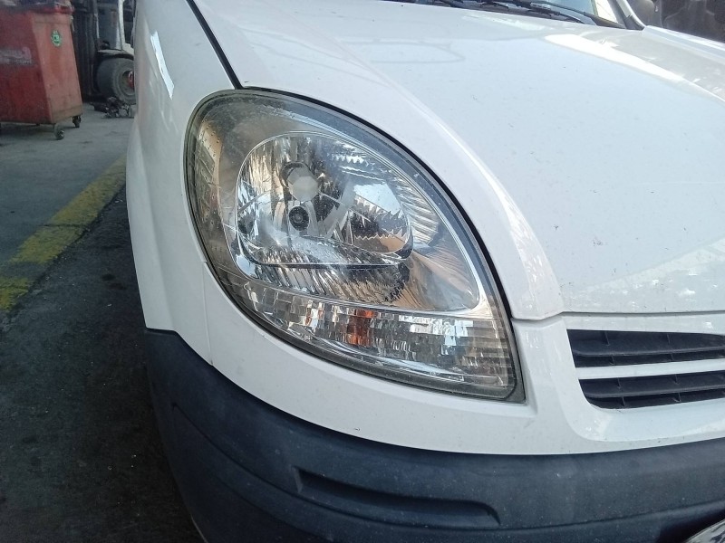 Recambio de faro derecho para nissan kubistar (x76) pro (l1) referencia OEM IAM 89028549 8200236591 