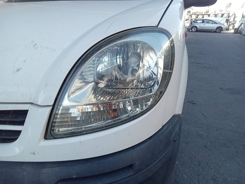 Recambio de faro izquierdo para nissan kubistar (x76) pro (l1) referencia OEM IAM 8200236590 89028548 