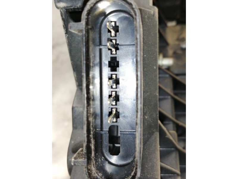 Recambio de cerradura puerta delantera izquierda para ford kuga (cbs) 1.5 tdci cat referencia OEM IAM BM5AA21813AH 921755107 