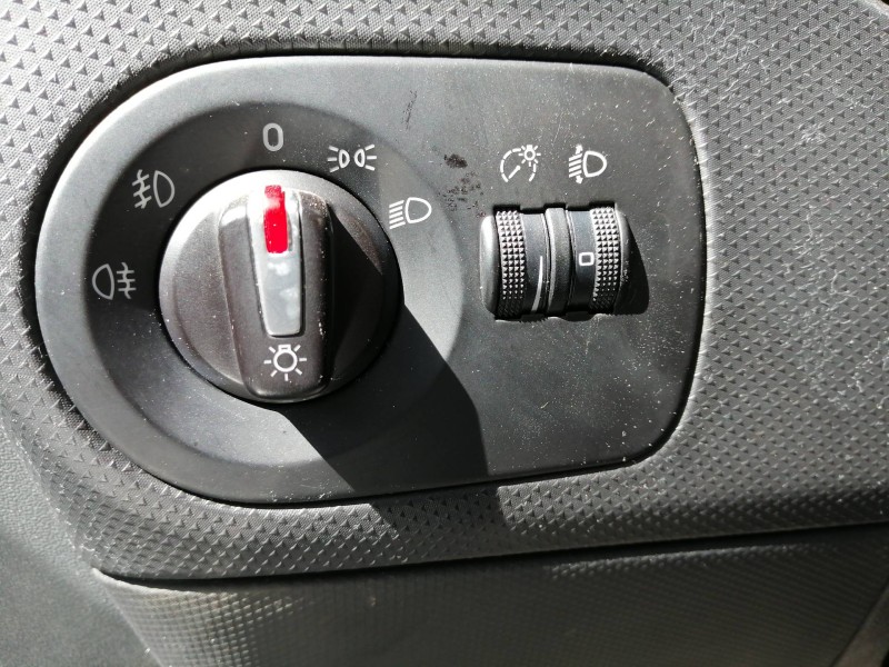 Recambio de mando luces para seat leon (1p1) reference referencia OEM IAM 1P1941431BF 10016390 04059610 5P0919094A 