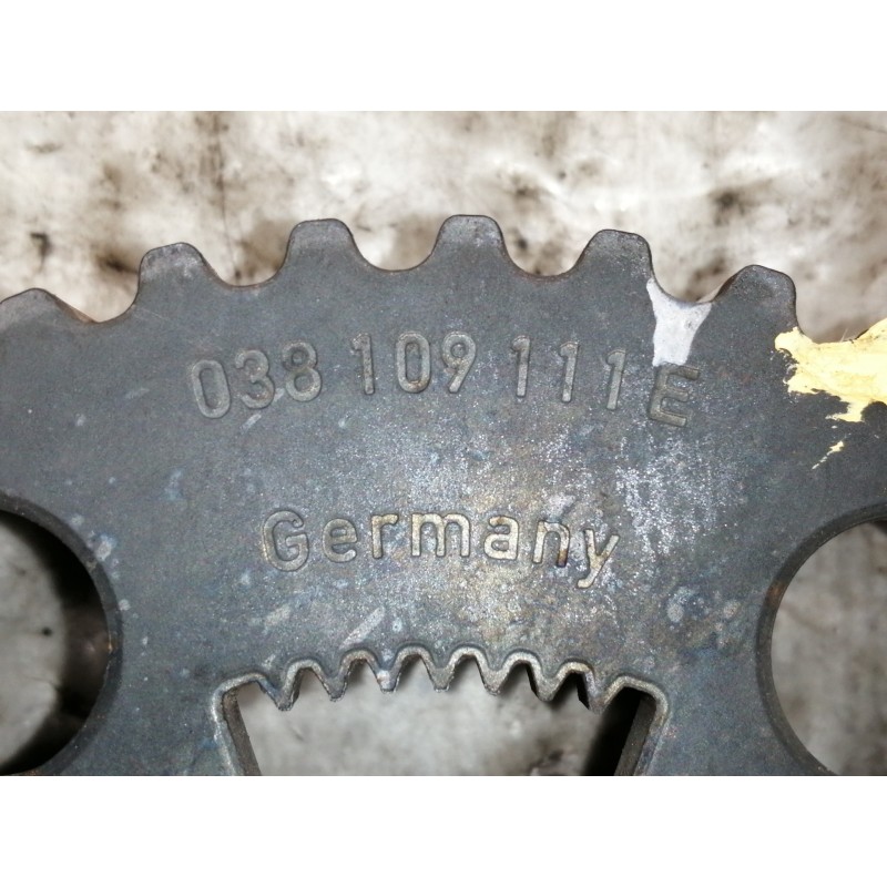 Recambio de polea arbol levas para audi a4 avant (8e) 2.0 tdi referencia OEM IAM 033109111E  