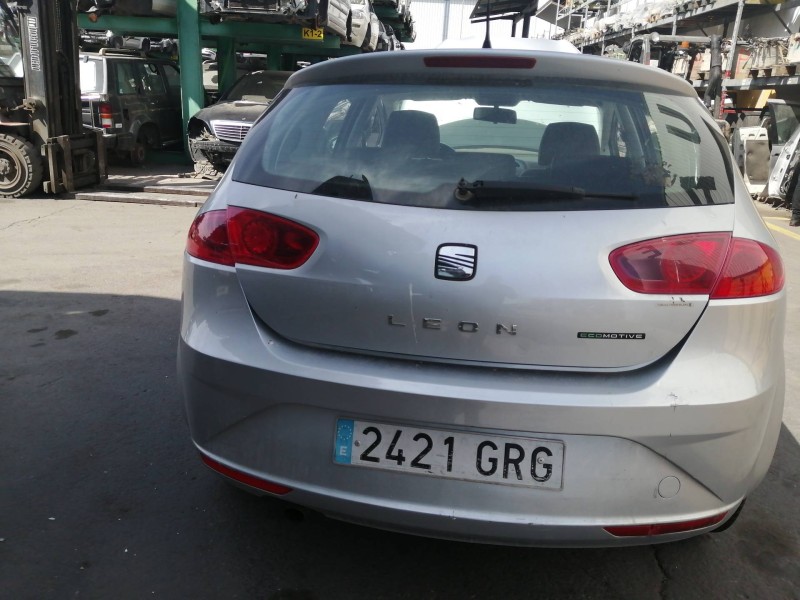 Recambio de porton trasero para seat leon (1p1) reference referencia OEM IAM   
