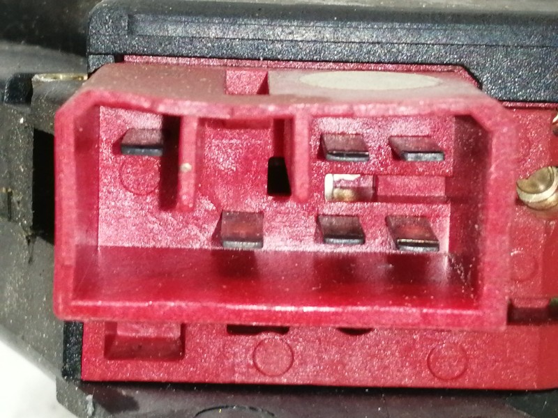 Recambio de mando limpia para iveco camion 60e12 lm3c6012 referencia OEM IAM B883  