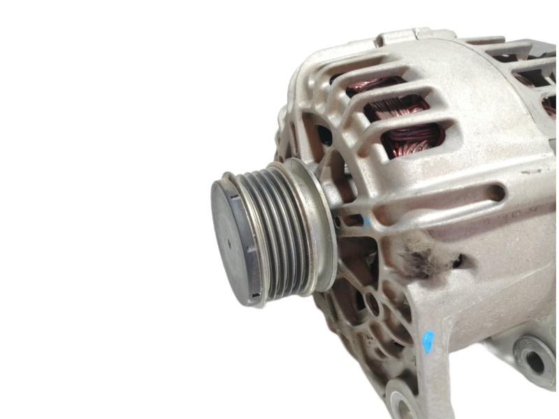 Recambio de alternador para hyundai i30 classic referencia OEM IAM 373002A600 TG12C090 2607316D