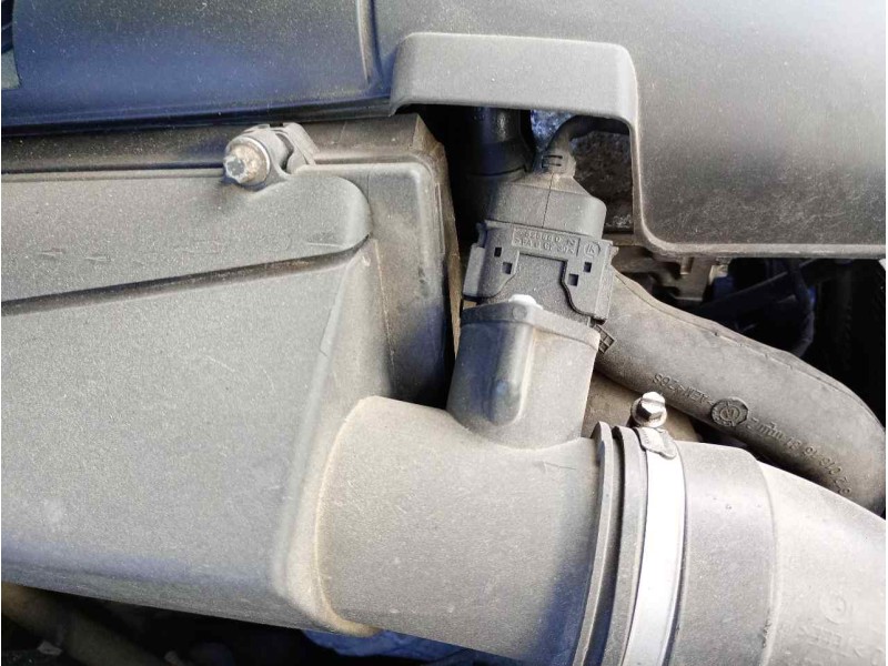 Recambio de caudalimetro para mercedes-benz clase m (w163) 270 cdi (163.113) referencia OEM IAM 72268407  