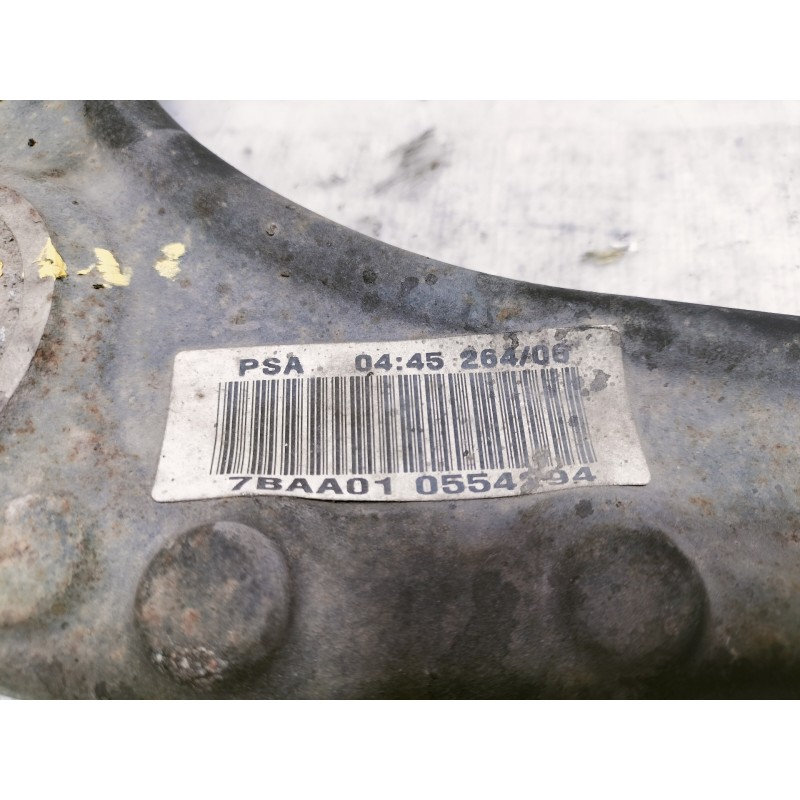 Recambio de brazo suspension inferior delantero izquierdo para peugeot 407 sr confort referencia OEM IAM 3520N6  