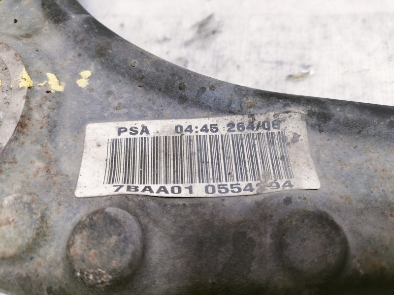 Recambio de brazo suspension inferior delantero izquierdo para peugeot 407 sr confort referencia OEM IAM 3520N6  