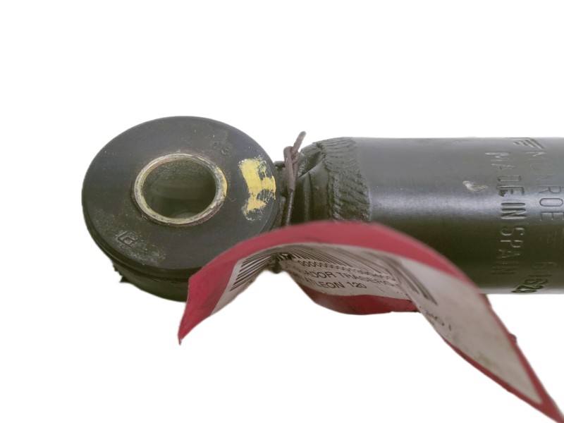 Recambio de amortiguador trasero derecho para nissan atleon 120 referencia OEM IAM 562009X403  