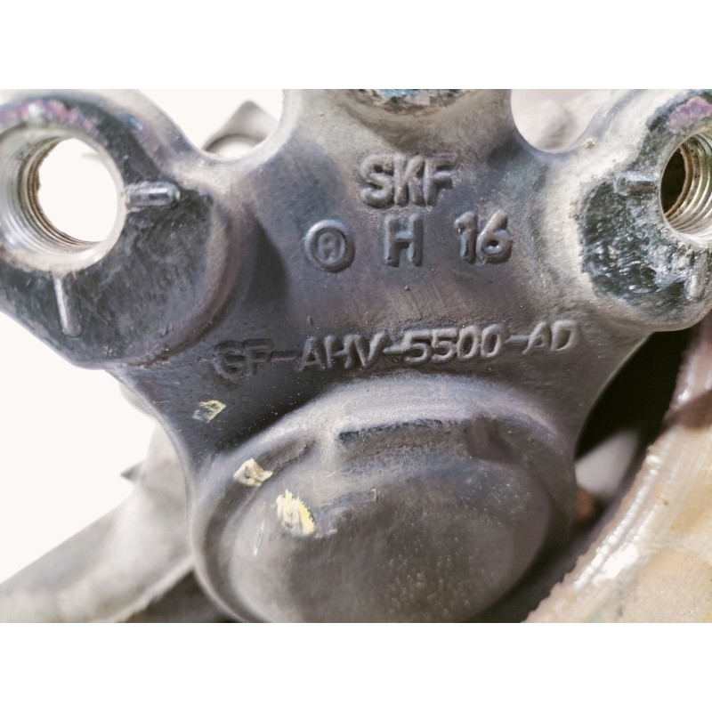 Recambio de mangueta delantera izquierda para peugeot 407 sr confort referencia OEM IAM 364680  