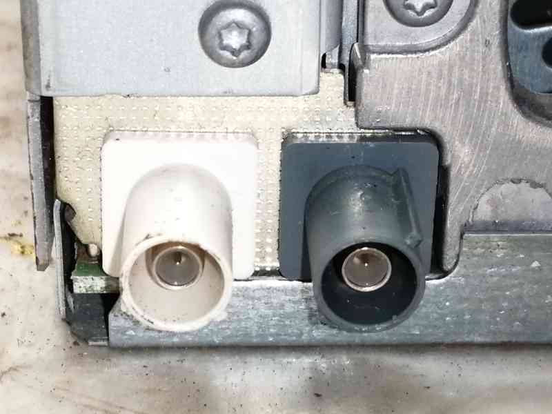Recambio de sistema audio / radio cd para peugeot 407 sr confort referencia OEM IAM 9660647677 7645113693 