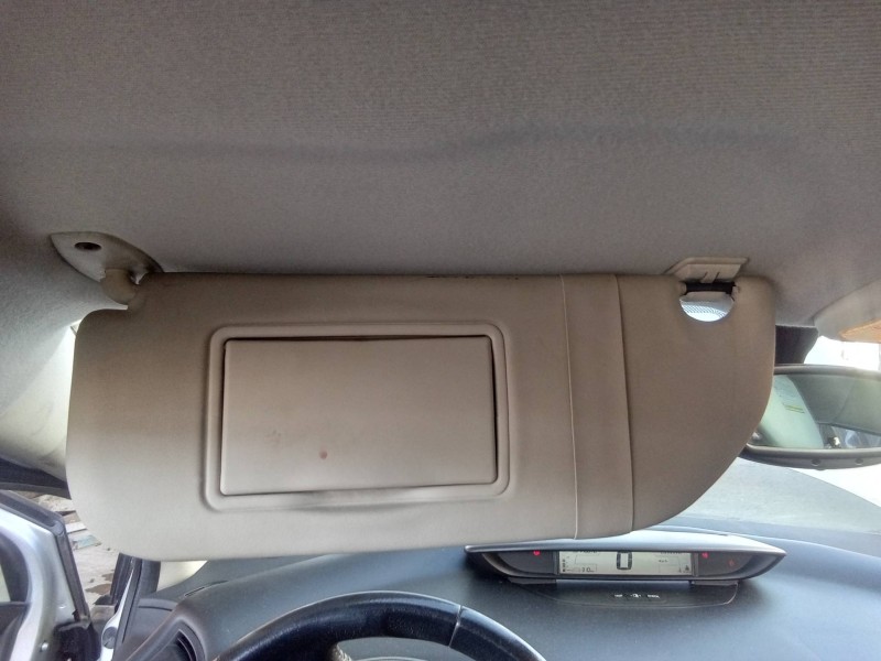 Recambio de parasol izquierdo para citroën c4 coupe vtr plus referencia OEM IAM   