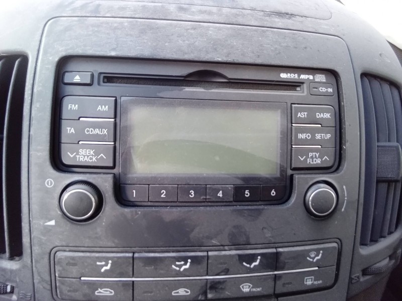 Recambio de sistema audio / radio cd para hyundai i30 classic referencia OEM IAM 961602L200 A200FDE 