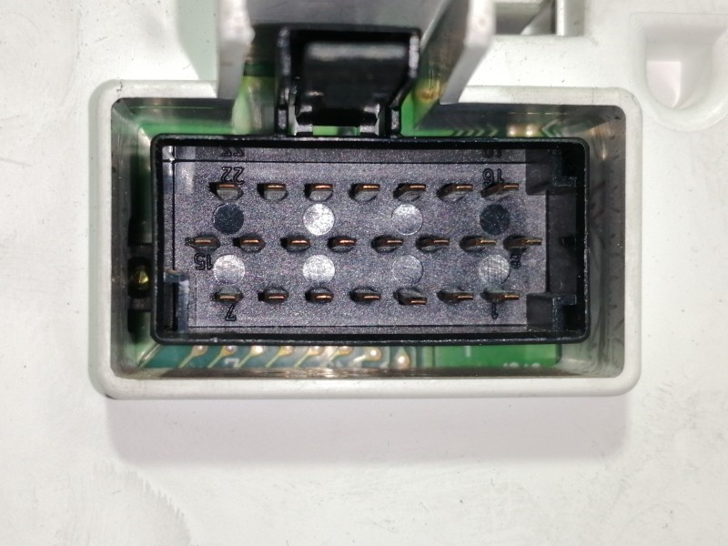 Recambio de cuadro instrumentos para saab 9-3 berlina 2.2 tid referencia OEM IAM 5373188 69295170T 