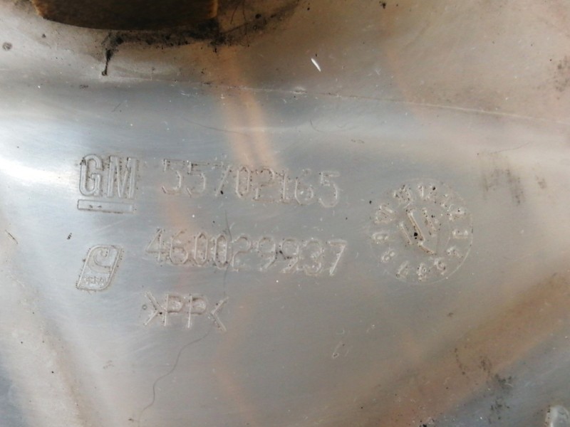 Recambio de deposito expansion para opel corsa d cmon referencia OEM IAM 55702165 460029937 