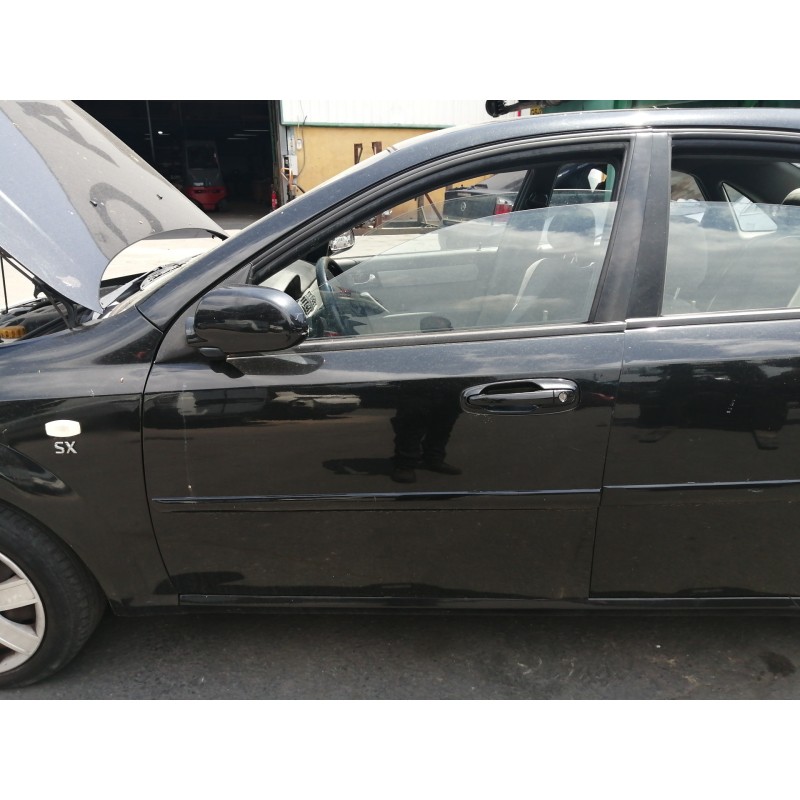 Recambio de puerta delantera izquierda para chevrolet nubira berlina sx referencia OEM IAM COMPLETA  