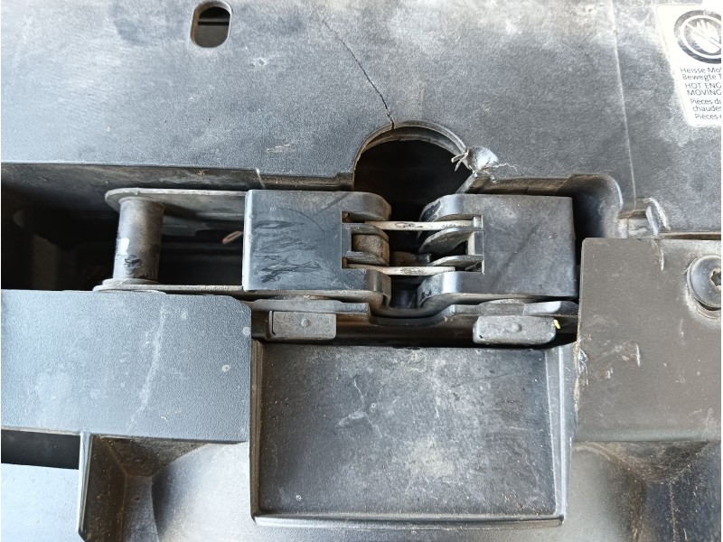 Recambio de cerradura capot para volkswagen touareg (7p5) v6 tdi bluemotion referencia OEM IAM 7P6823509C  