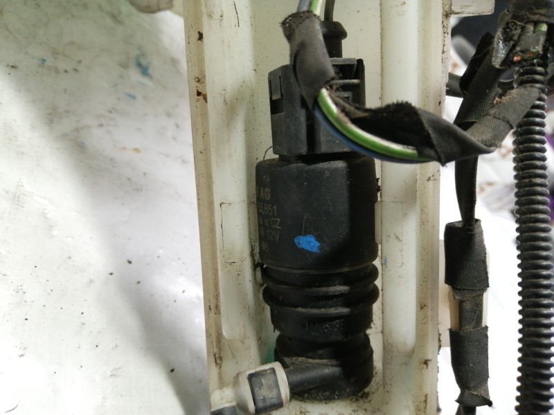 Recambio de deposito limpia para volkswagen passat berlina (3c2) advance referencia OEM IAM 3C0955453  