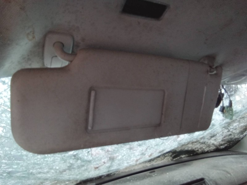 Recambio de parasol izquierdo para volkswagen passat berlina (3c2) advance referencia OEM IAM   