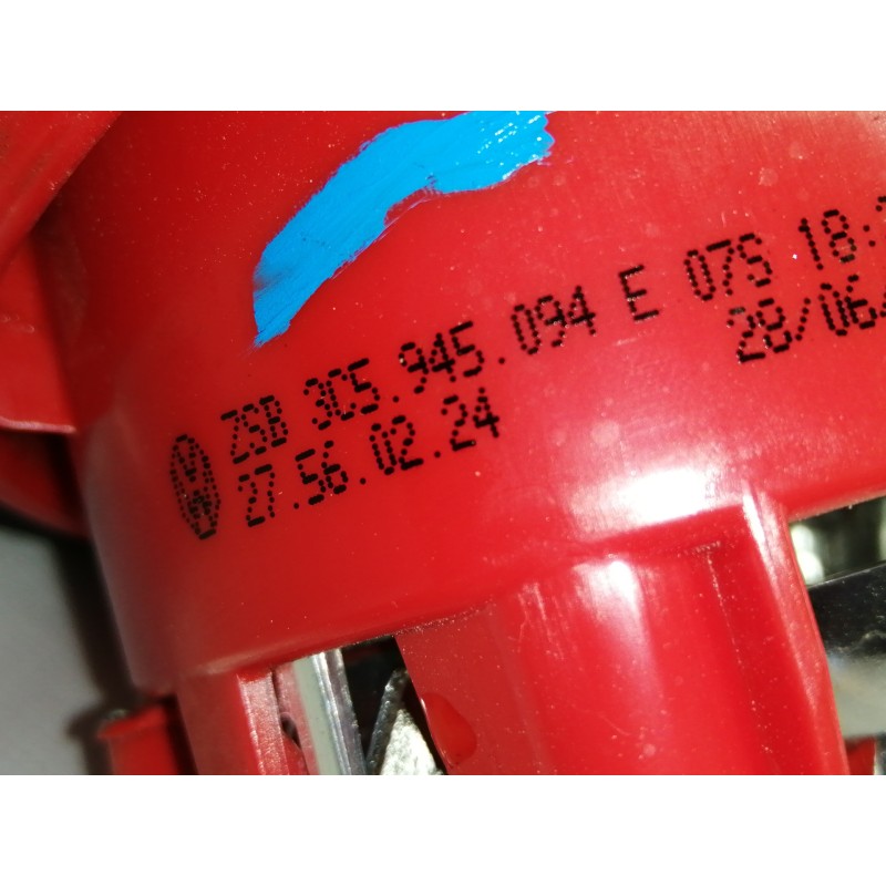 Recambio de piloto trasero derecho interior para volkswagen passat berlina (3c2) advance referencia OEM IAM 3C5945094  