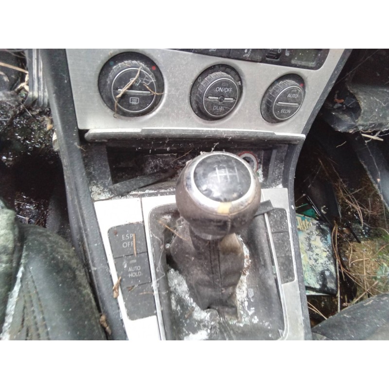 Recambio de palanca cambio para volkswagen passat berlina (3c2) advance referencia OEM IAM 1K0711061B 1K0711091A / 3C0711049 1K0