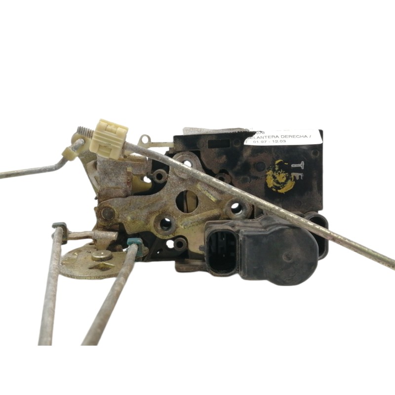 Recambio de cerradura puerta delantera derecha para daewoo lanos se referencia OEM IAM   