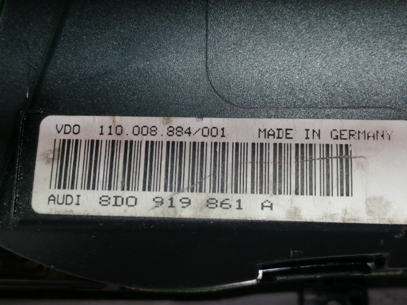 Recambio de cuadro instrumentos para audi a4 avant (b5) 1.9 tdi referencia OEM IAM 8D0919861A 110008884 