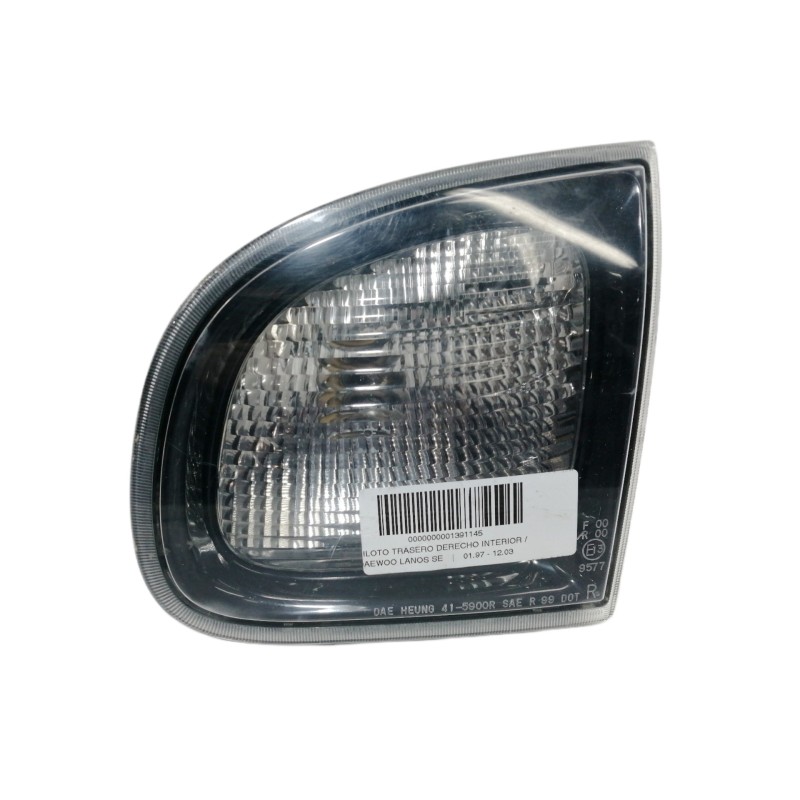 Recambio de piloto trasero derecho interior para daewoo lanos se referencia OEM IAM 415900R  