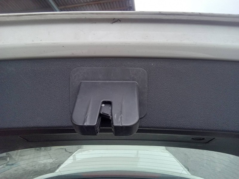 Recambio de cerradura maletero / porton para audi a1 sportback (8xa) attraction referencia OEM IAM 8R0827505  