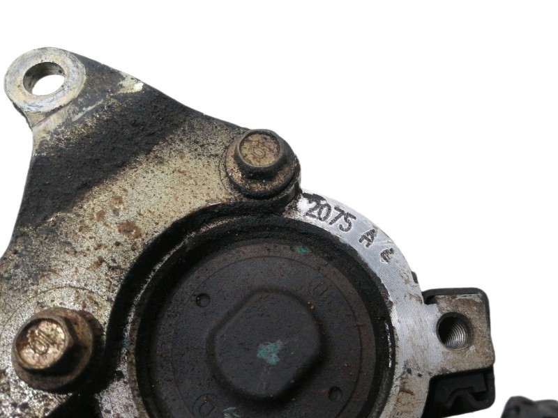Recambio de bomba direccion para ssangyong rexton 2.7 turbodiesel cat referencia OEM IAM 2075A 6654605680 
