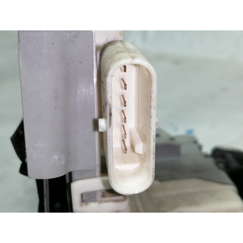 Recambio de cerradura puerta trasera izquierda para audi a1 sportback (8xa) attraction referencia OEM IAM 8X0839015B  