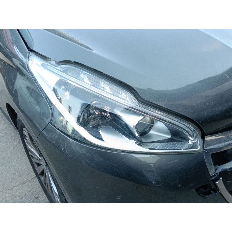 Recambio de faro derecho para peugeot 208 i (ca_, cc_) 1.2 thp 110 referencia OEM IAM 1685352780  