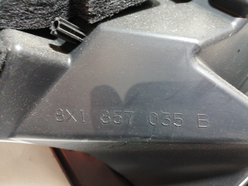 Recambio de guantera para audi a1 sportback (8xa) attraction referencia OEM IAM 8X1857035B  