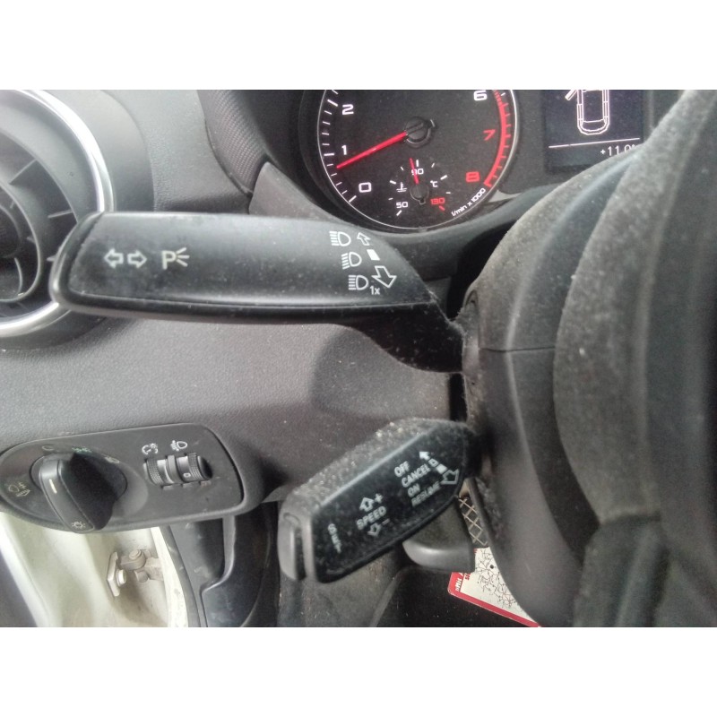 Recambio de mando multifuncion para audi a1 sportback (8xa) attraction referencia OEM IAM 8X0953501D 8X0953502B 