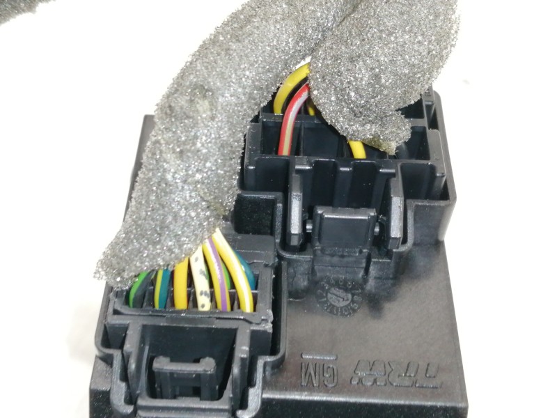 Recambio de mando elevalunas delantero derecho para opel insignia sports tourer 2.0 16v cdti referencia OEM IAM 13222229 1330188