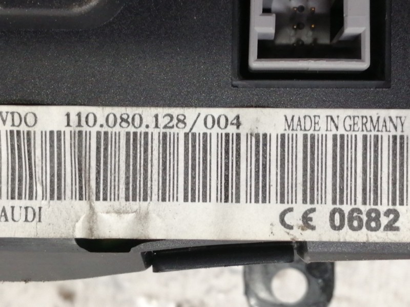 Recambio de cuadro instrumentos para audi a6 berlina (4b2) 1.9 tdi referencia OEM IAM 110080128004  