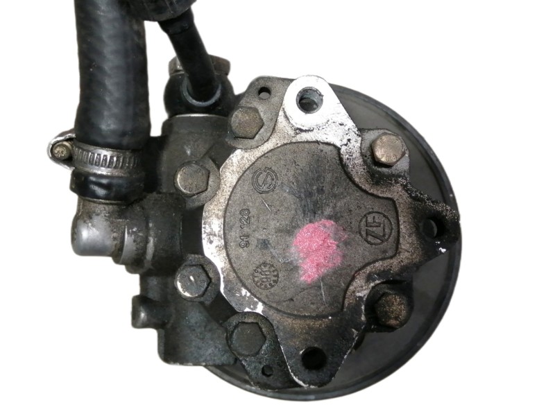 Recambio de bomba direccion para audi a6 avant (4b5) 1.8 t referencia OEM IAM 058145  