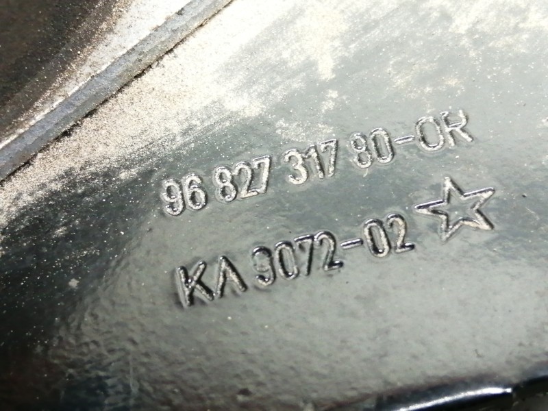 Recambio de soporte motor izquierdo para peugeot 308 active referencia OEM IAM 9682731780  