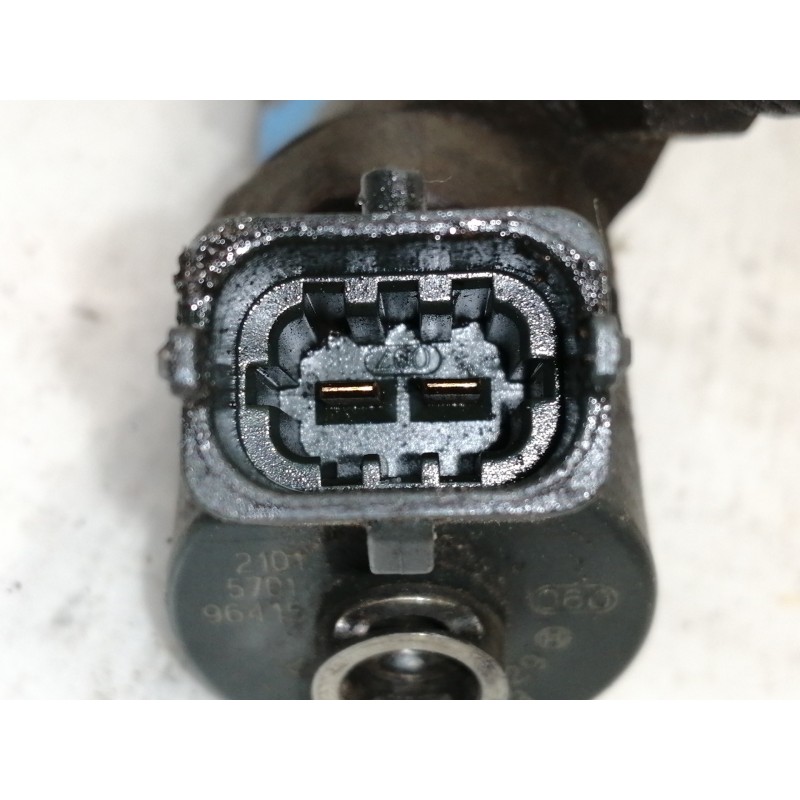 Recambio de inyector para bmw serie 5 berlina (e39) 530d referencia OEM IAM 0445110029 2354093 