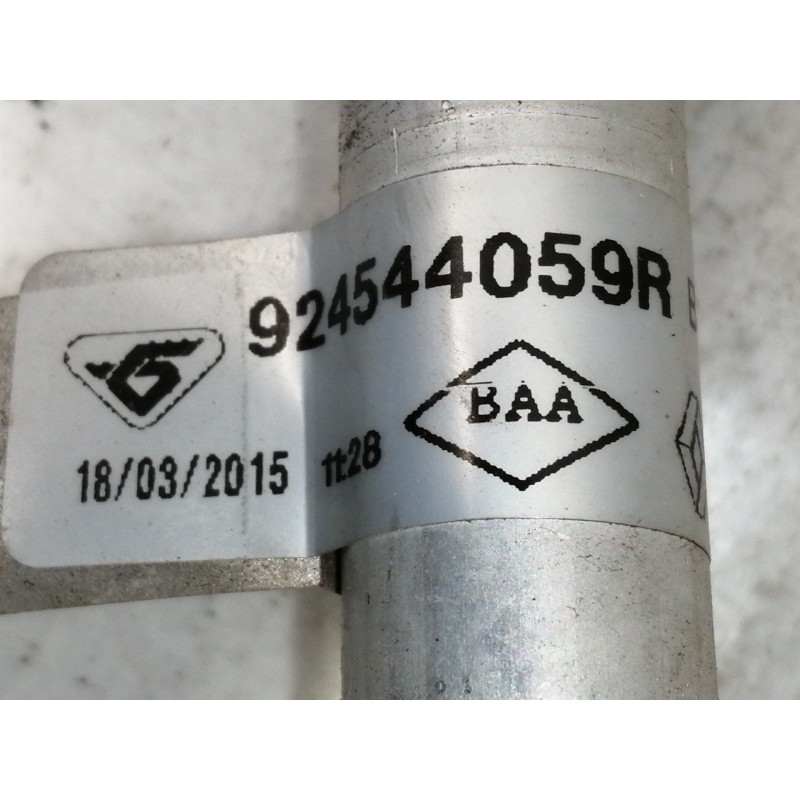 Recambio de tubos aire acondicionado para renault captur 0.9 tce referencia OEM IAM 924544059R 924803929R 