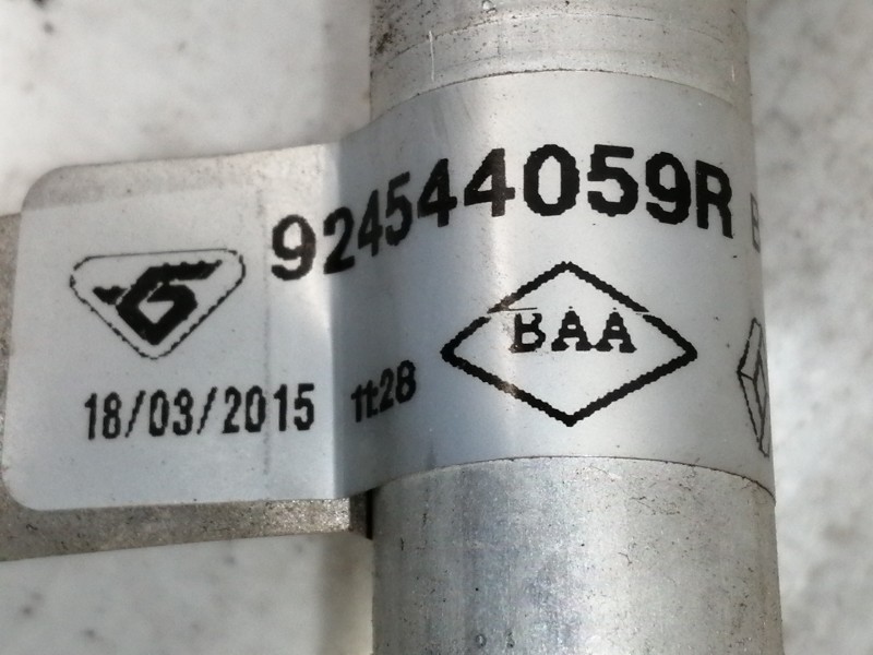 Recambio de tubos aire acondicionado para renault captur 0.9 tce referencia OEM IAM 924544059R 924803929R 