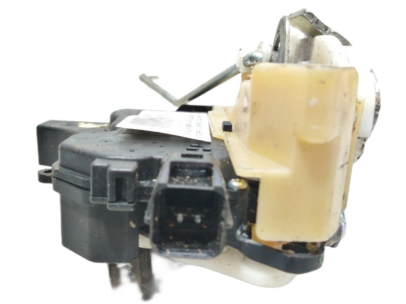 Recambio de cerradura puerta trasera izquierda para mitsubishi l 200 (ka0/kb0) cabina doble invite 4x4 referencia OEM IAM 5745A0