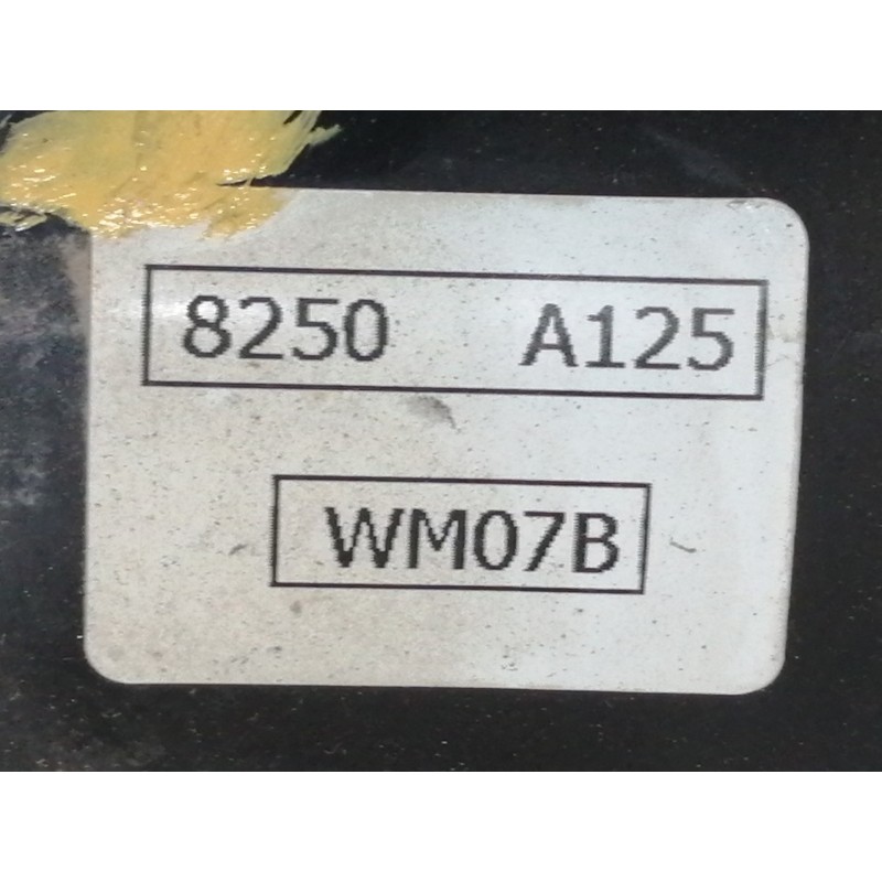 Recambio de motor limpia delantero para mitsubishi l 200 (ka0/kb0) cabina doble invite 4x4 referencia OEM IAM 8250A125 WM07B 