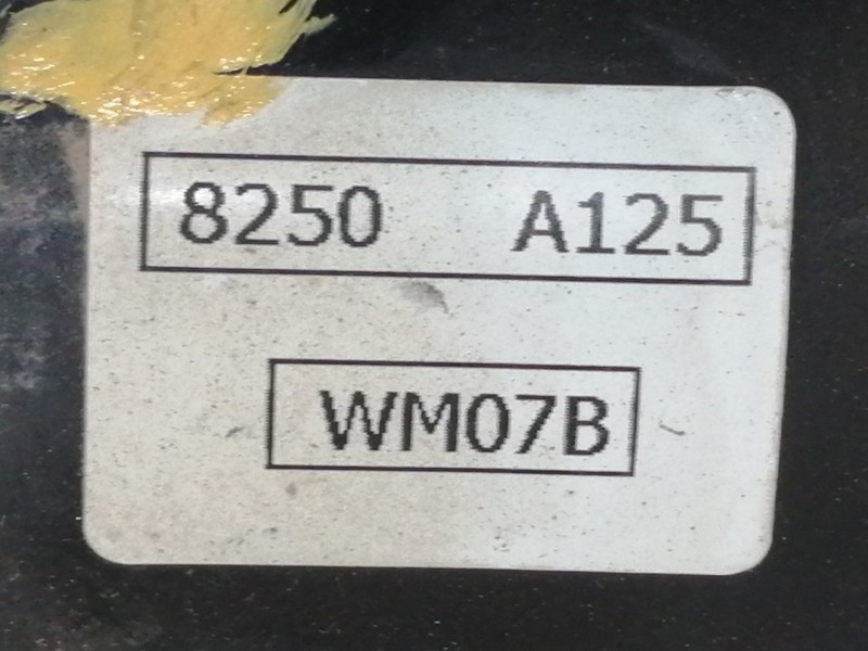 Recambio de motor limpia delantero para mitsubishi l 200 (ka0/kb0) cabina doble invite 4x4 referencia OEM IAM 8250A125 WM07B 