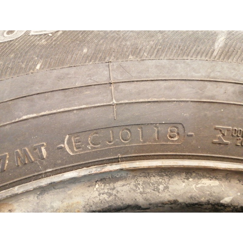 Recambio de neumatico repuesto para mitsubishi l 200 (ka0/kb0) cabina doble invite 4x4 referencia OEM IAM 16´´YOKOHAMA 245/70 R1