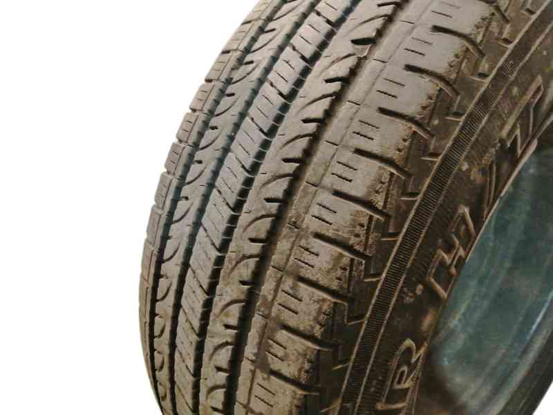 Recambio de neumatico repuesto para mitsubishi l 200 (ka0/kb0) cabina doble invite 4x4 referencia OEM IAM 16´´YOKOHAMA 245/70 R1