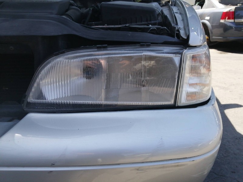 Recambio de faro izquierdo para volvo s70 berlina 2.5 d / tdi referencia OEM IAM   