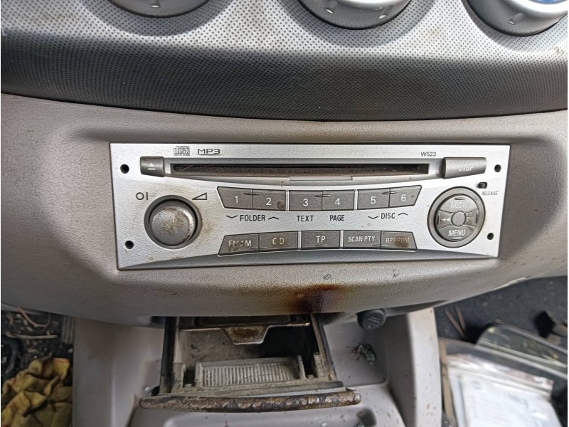 Recambio de sistema audio / radio cd para mitsubishi l 200 (ka0/kb0) cabina doble invite 4x4 referencia OEM IAM MZ313492 ME56007
