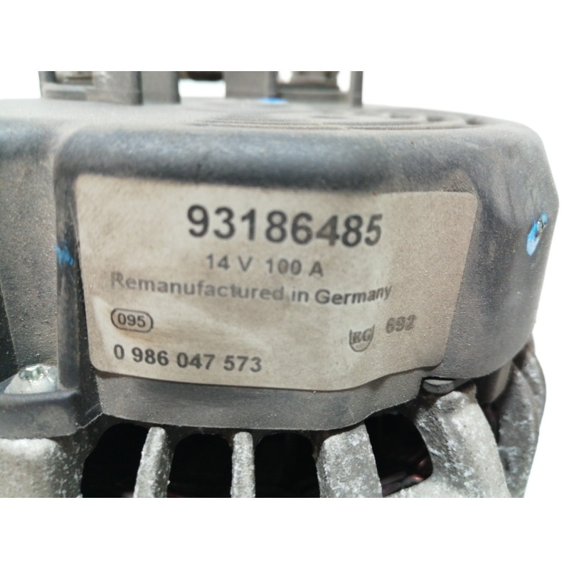 Recambio de alternador para opel astra g berlina comfort referencia OEM IAM 93186485 0986047573 