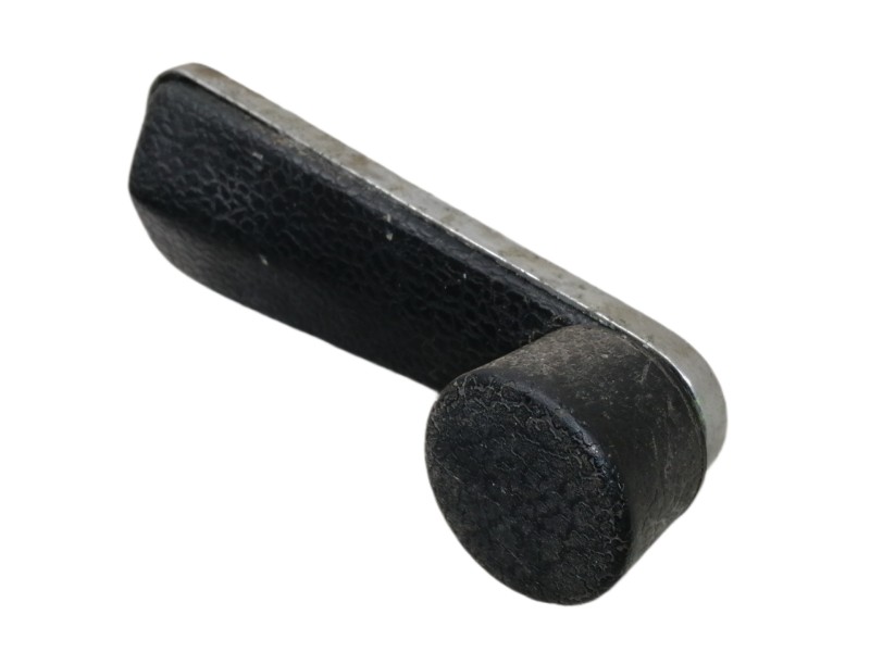 Recambio de maneta elevalunas delantera derecha para renault 6 r6 referencia OEM IAM 77005000831  